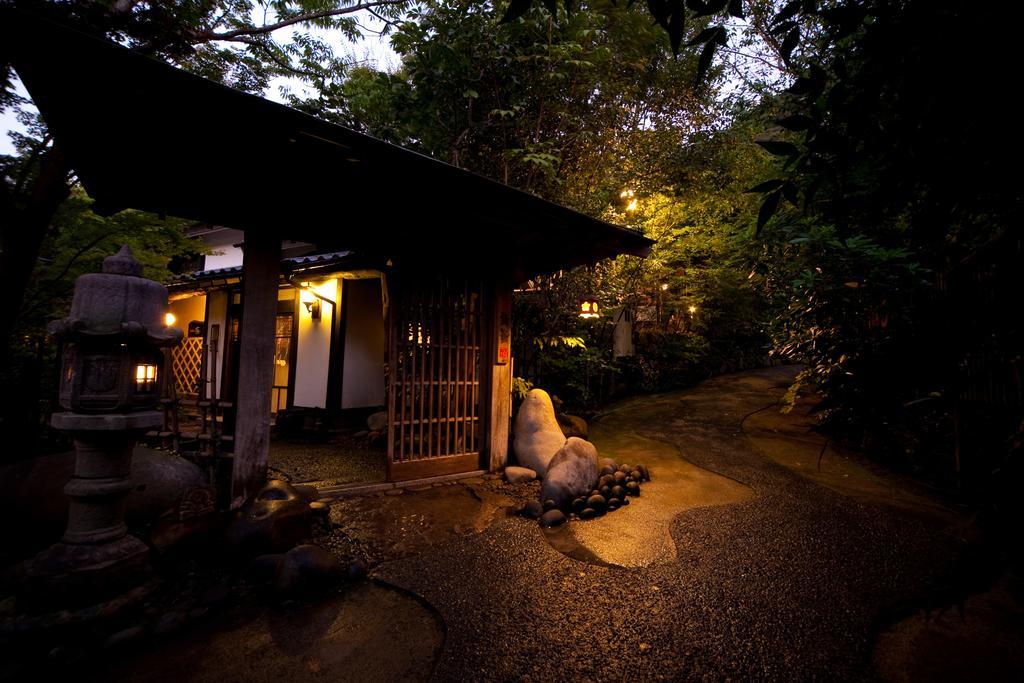 Hatago Kayausagi Hita Exterior photo