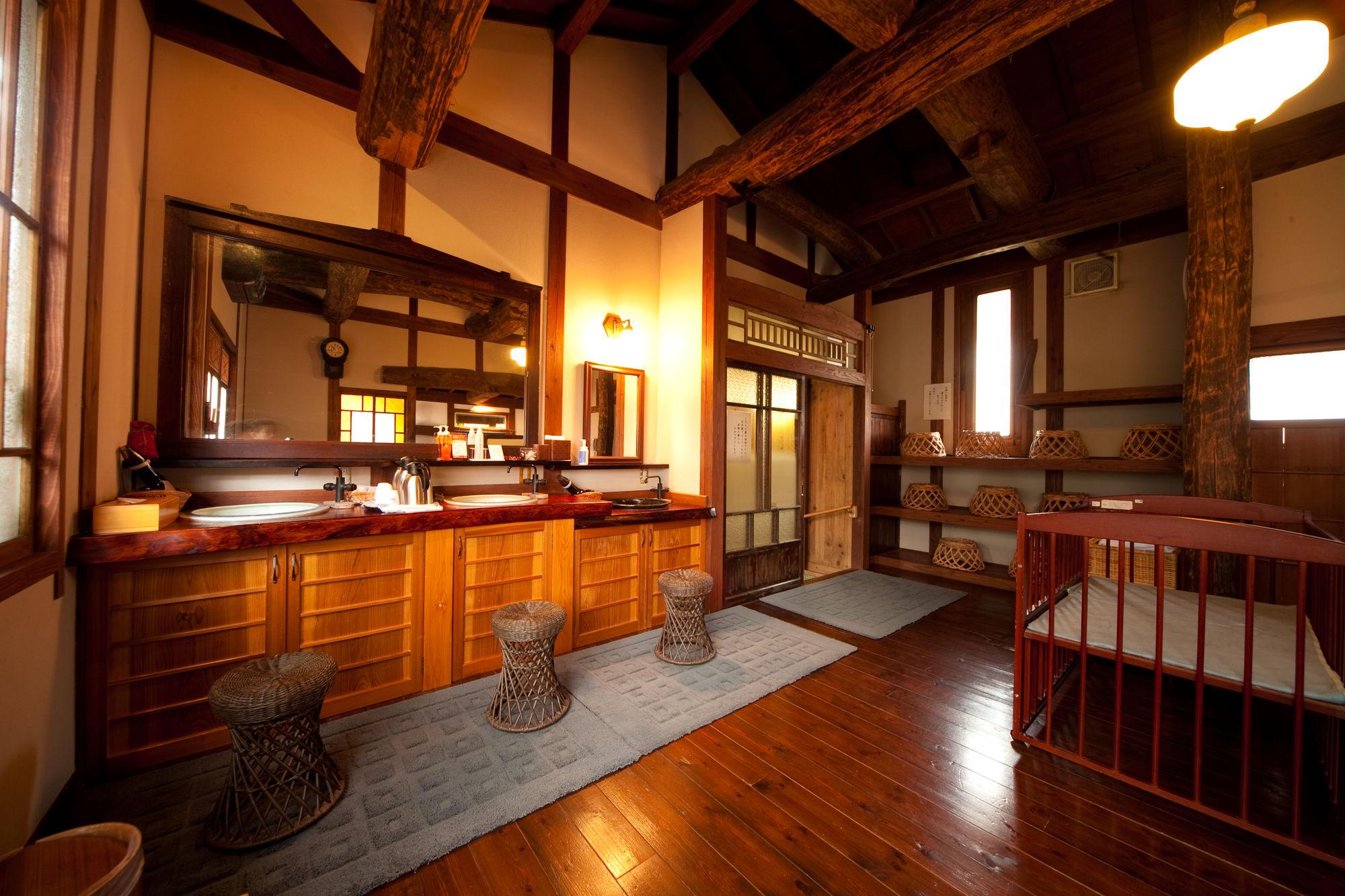 Hatago Kayausagi Hita Exterior photo