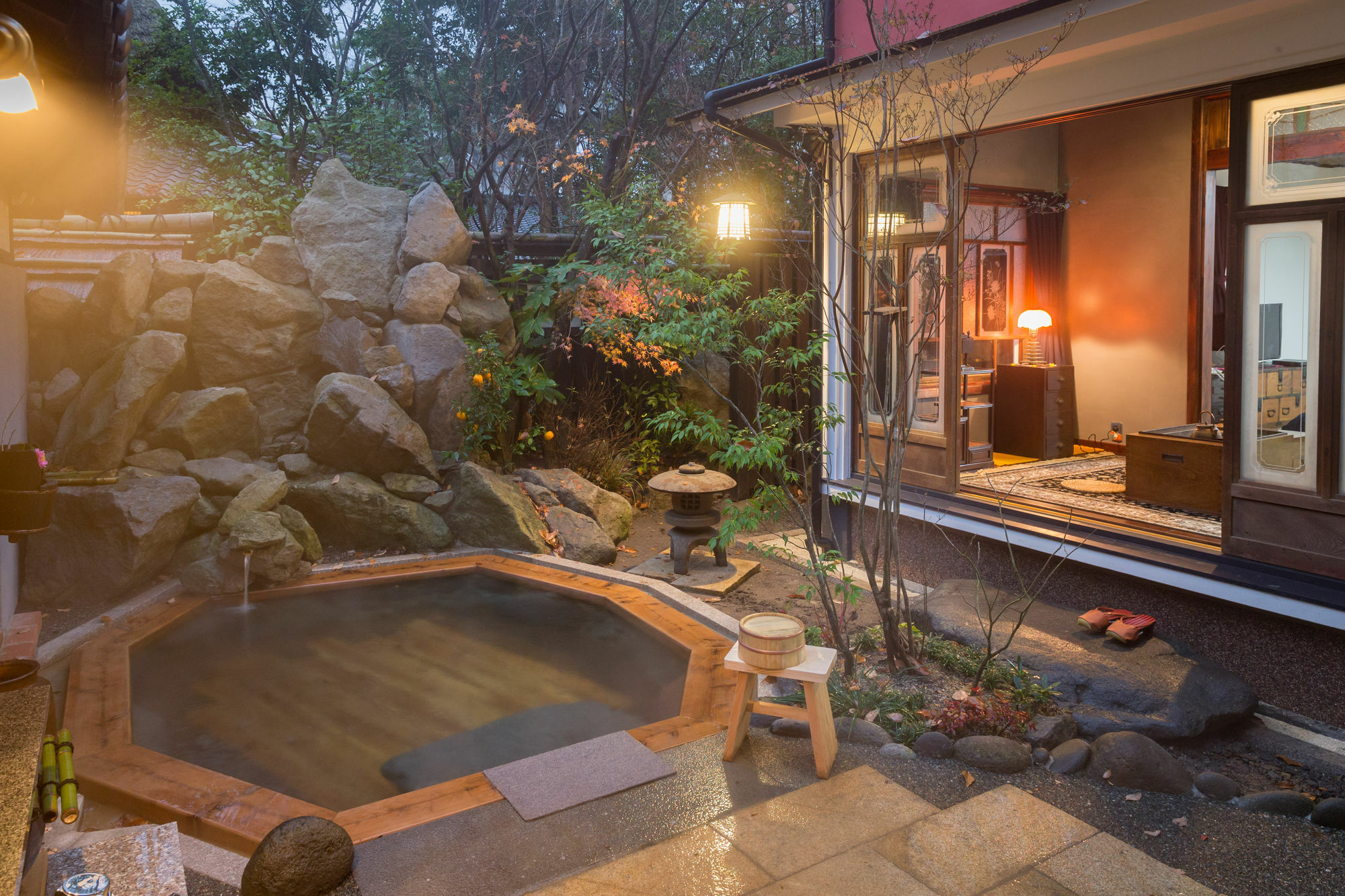 Hatago Kayausagi Hita Exterior photo